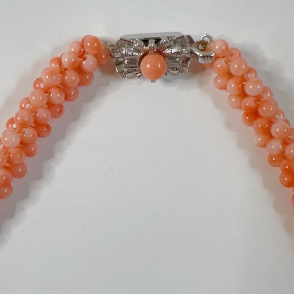 Authentic Corail necklace. - Picture 2 of 3